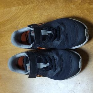 Size 13 Nike tennis shoes